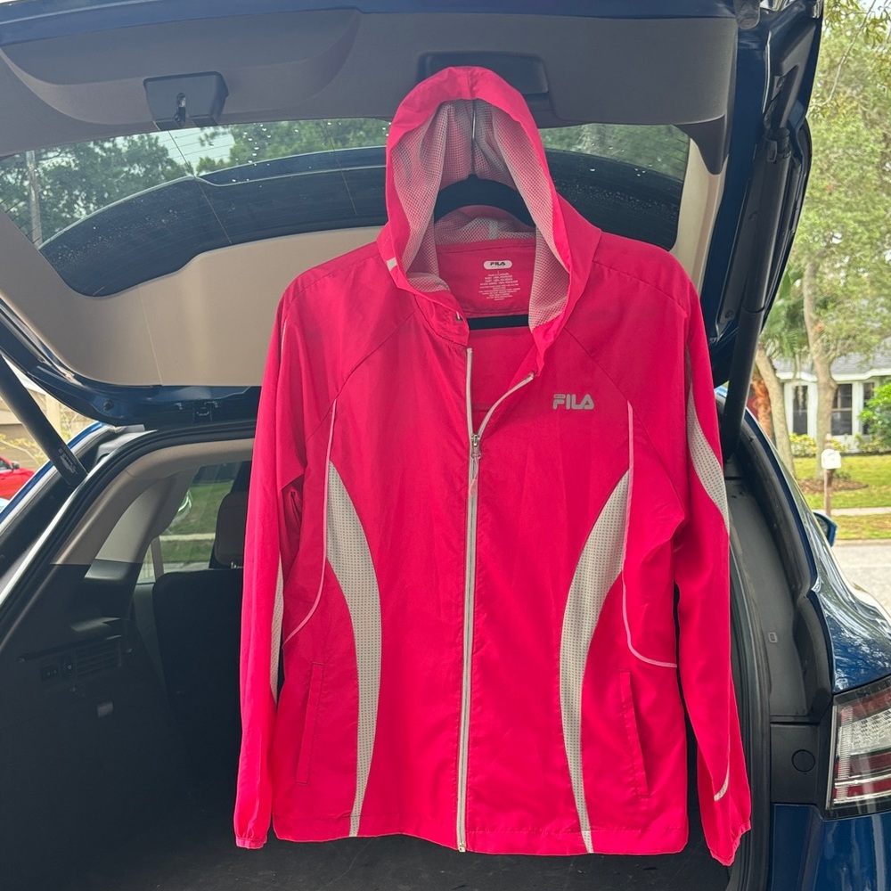 FILA Women's Vibrant Pink  Jacket